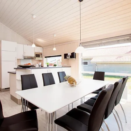 2 House B 39 Holiday home *