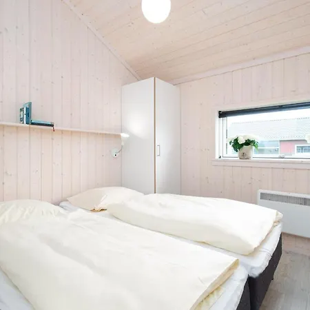 2 House B 39 * Großenbrode